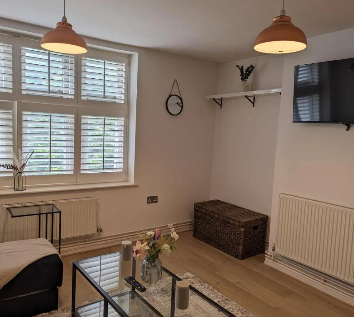 2-Bed Apartment Heart Of Cardiff